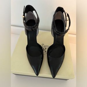 Rachel Roy Ardythe Black Leather pointy-toe heels, size 8